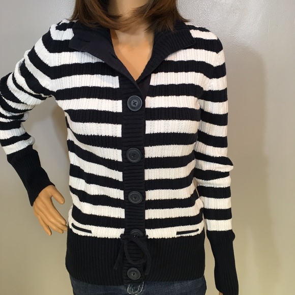 New H&M Chunky Knit Striped Button Down Sweater - Picture 2 of 8